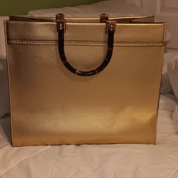 Fendi Sunshine Tote Gold - Picture 5 of 8